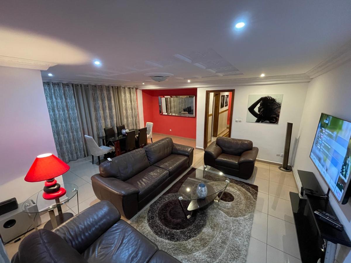Homestay Appartement 2 Chambres Yaoundé Екстериор снимка