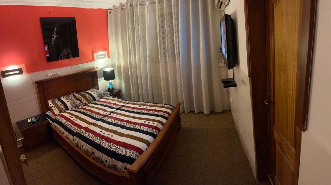 Homestay Appartement 2 Chambres Yaoundé Екстериор снимка